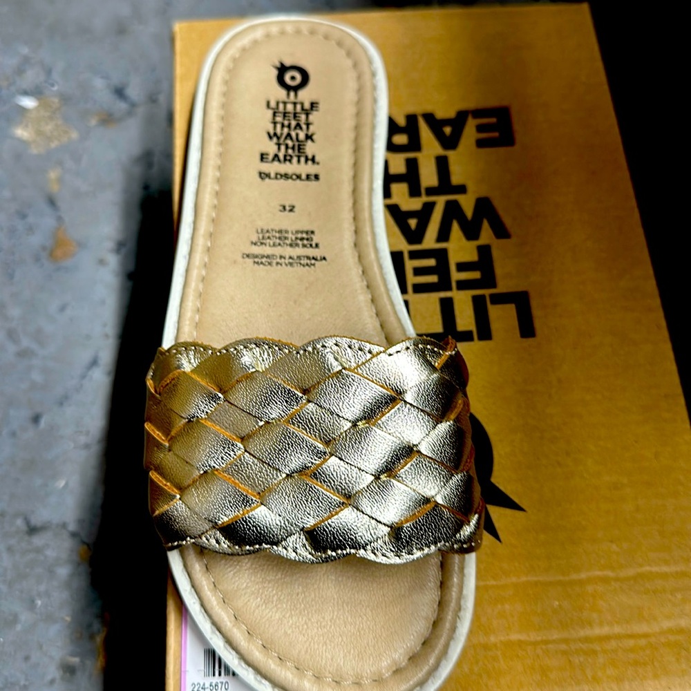 Puff slide gold sandal - Picture 1 of 9